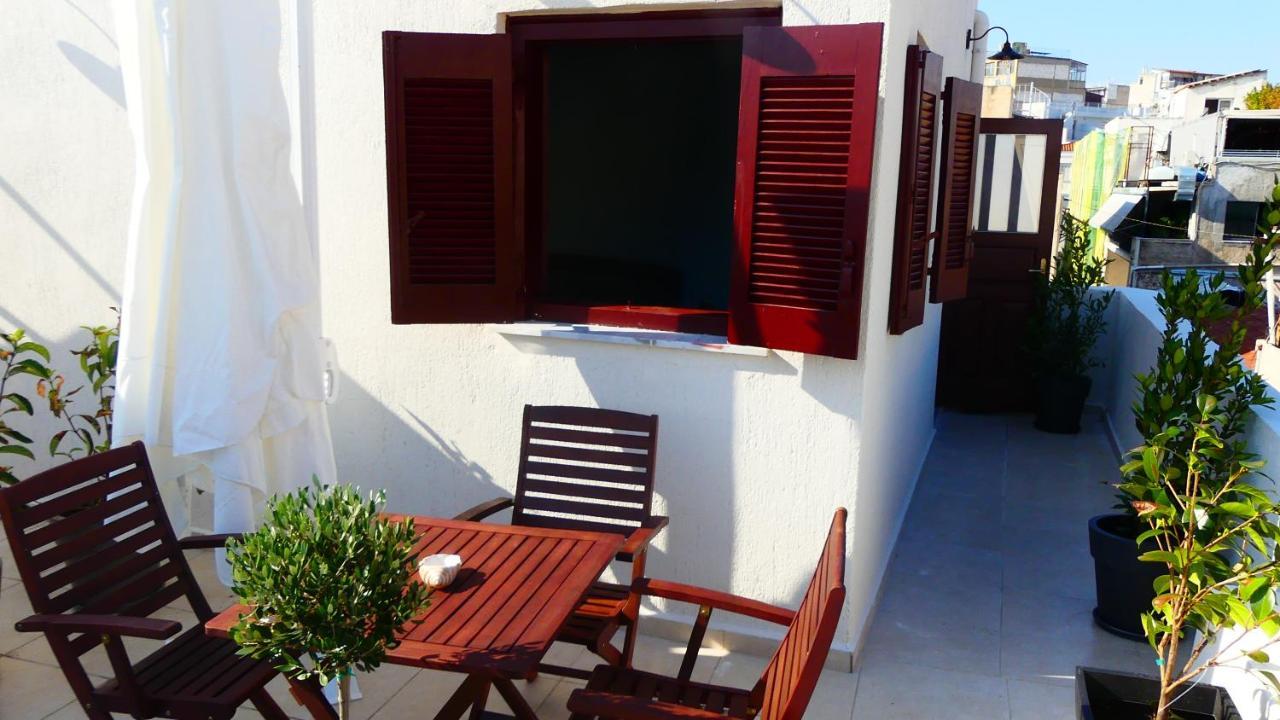 Theasis Athens Bed & Breakfast Екстериор снимка