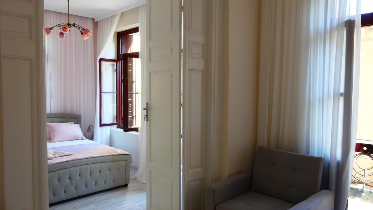 Theasis Athens Bed & Breakfast Екстериор снимка