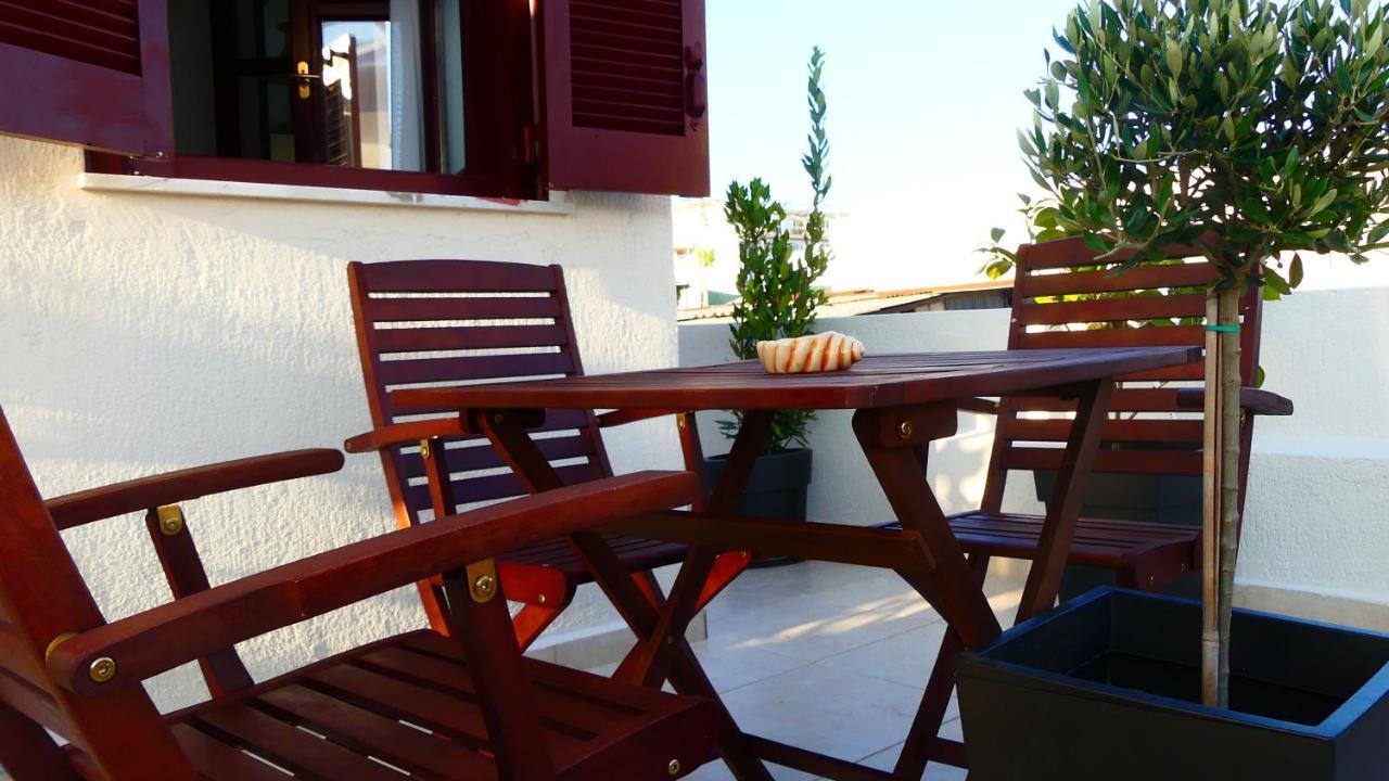 Theasis Athens Bed & Breakfast Екстериор снимка