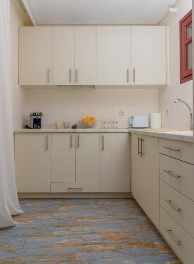 Theasis Athens Bed & Breakfast Екстериор снимка