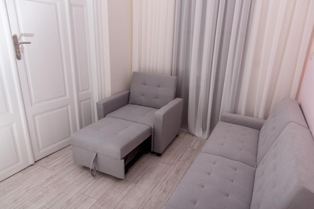 Theasis Athens Bed & Breakfast Екстериор снимка