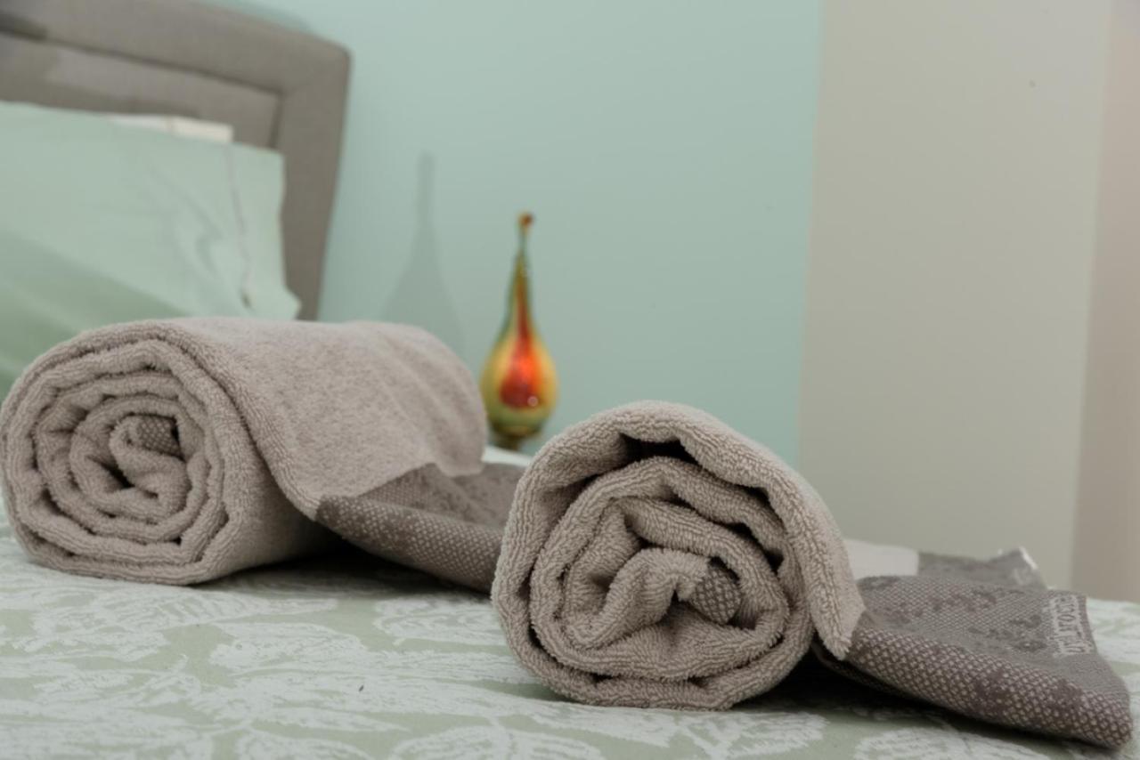 Theasis Athens Bed & Breakfast Екстериор снимка