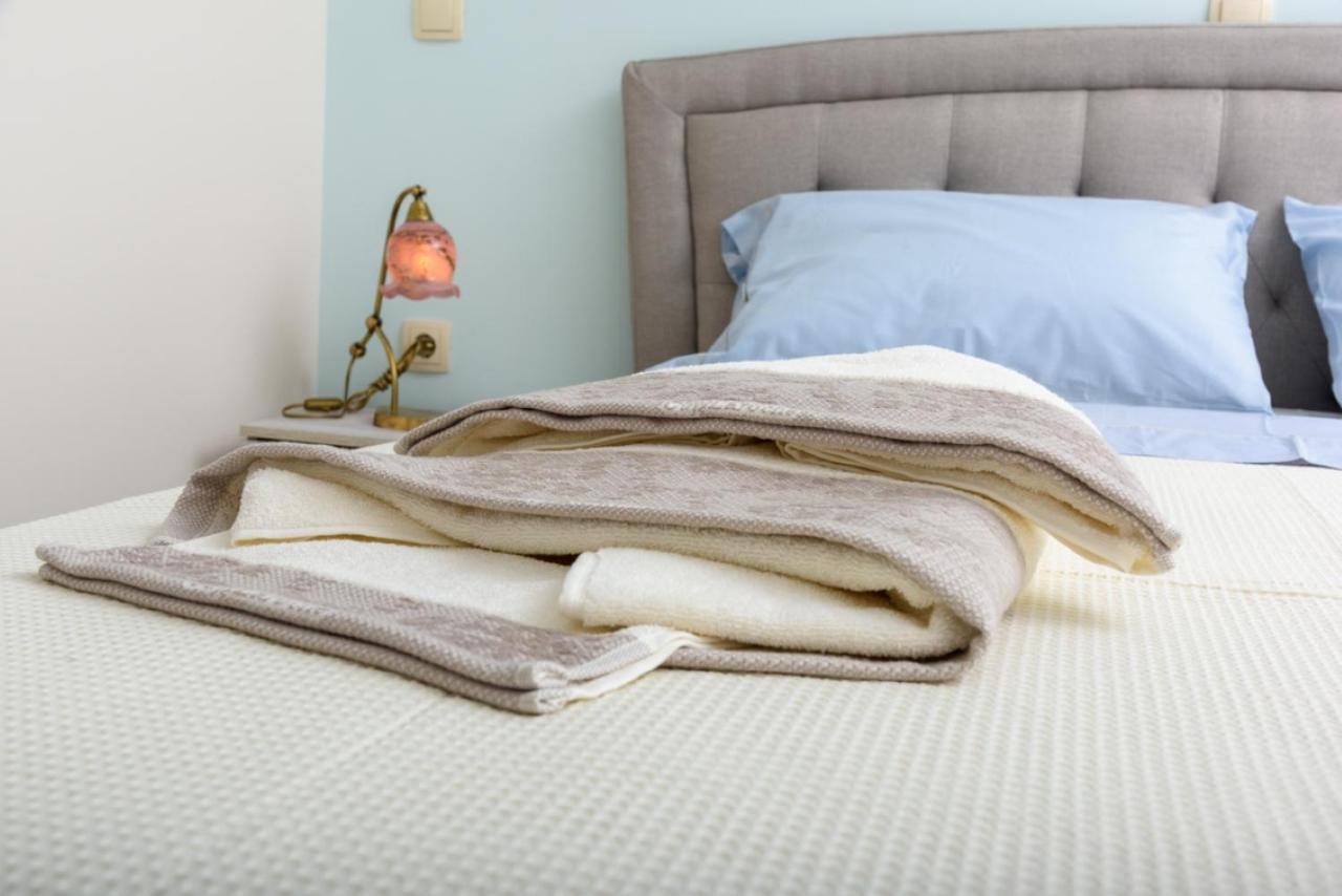 Theasis Athens Bed & Breakfast Екстериор снимка