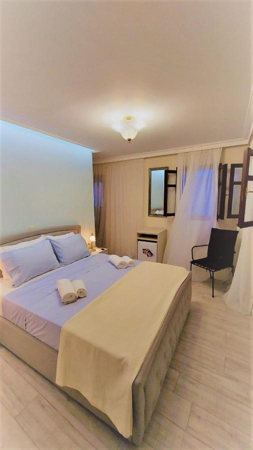 Theasis Athens Bed & Breakfast Екстериор снимка
