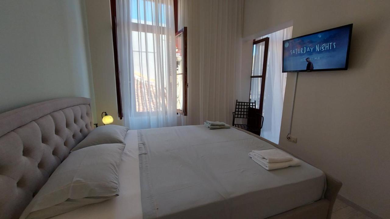 Theasis Athens Bed & Breakfast Екстериор снимка