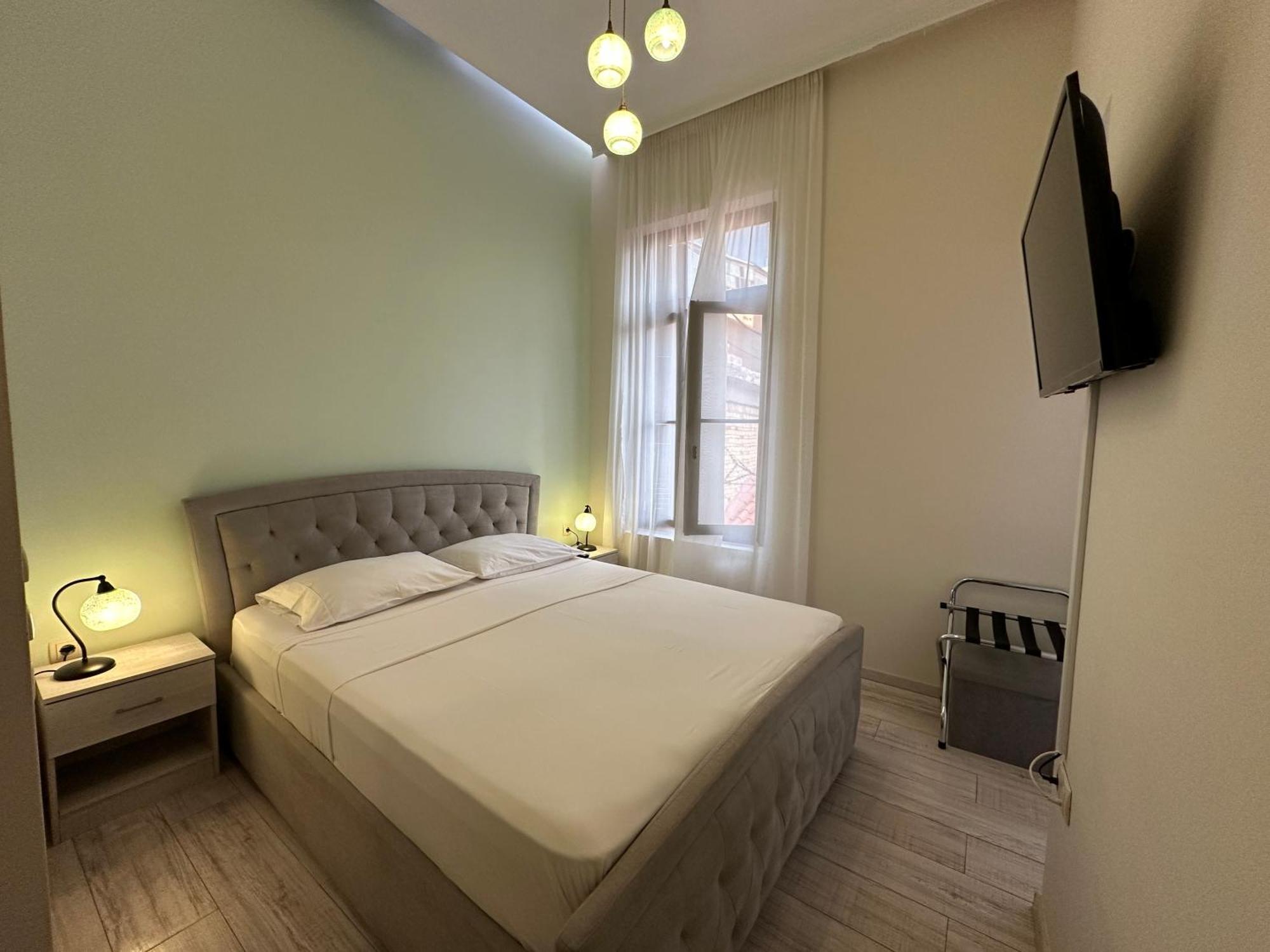 Theasis Athens Bed & Breakfast Екстериор снимка